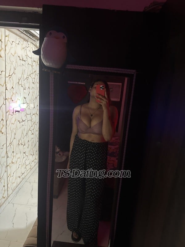 feedphoto-Normi_arora-7422847  Normi arora feed photo