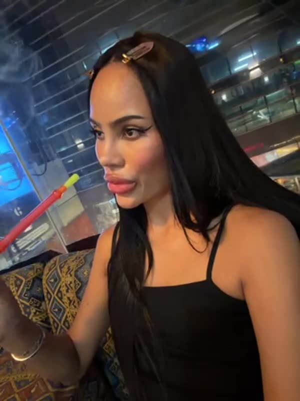 feedvid-DorothyKOL-8097372  Dorothy KOL feed video