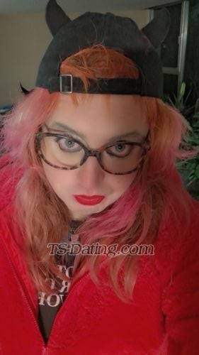trans girl ALEXIAAVARA 9403179 trans girl ALEXIAAVARA 9403179