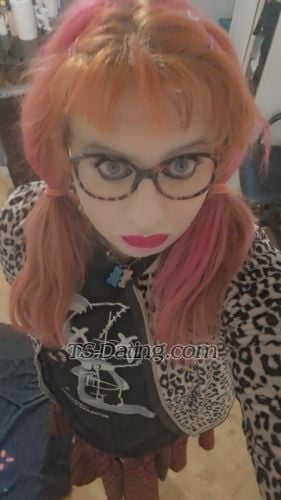 trans girl ALEXIAAVARA 9403287 trans girl ALEXIAAVARA 9403287