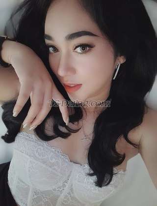 trans girl APPLE 4730583 trans girl APPLE 4730583