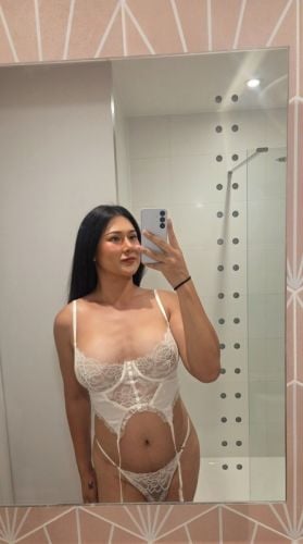 transsexual escort / ASIATSEmma / United Kingdom