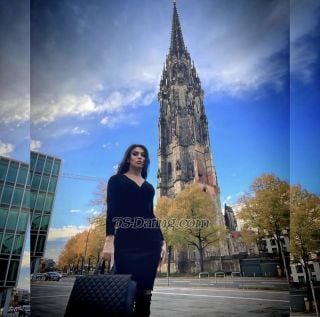 trans girl AYSULAFOX 9517611