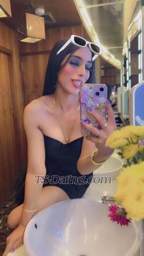 trans girl Aahana26 2125261 trans girl Aahana26 2125261