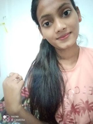Female - Aartinew - India