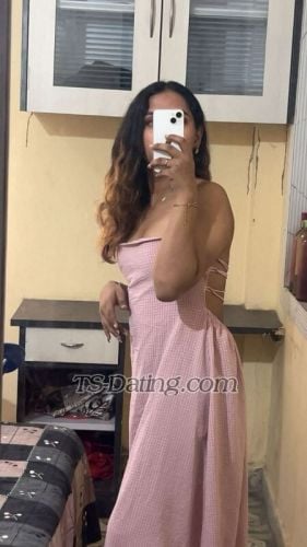 trans girl Aasthatrans girl 0720053