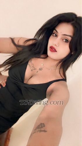 transsexual escort / Aayushi69 / India