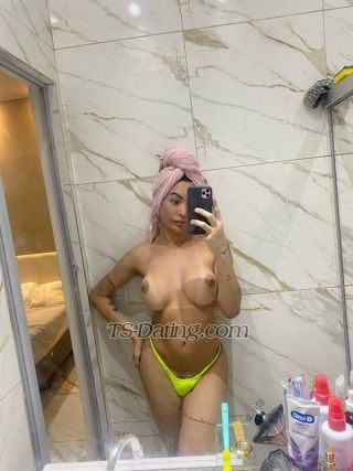 trans girl Adriana214 9010877