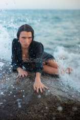 Akuma666 Geneve Transex (английский ниже) Я Мишель, роскошный транс-эскорт. Я женственная, элегантная и утонченная женщина. Мне нравятся благородные, серьезные и образованные мужчины. У меня много присутствия, и иногда я могу поначалу навязываться, но не дайте себя обмануть, я полон сладости. Мы готовы сопровождать вас в поездках, на ужинах и ночах, во время которых мы воплотим в жизнь все ваши фантазии. Я говорю на испанском, английском и каталанском языках. Свяжитесь со мной по WhatsApp не менее чем за 24 часа до назначенной встречи. / Меня зовут Мишель, я транс-эскорт класса люкс. Я женственная женщина, элегантная и утонченная. Мне нравятся джентльмены, серьезные и хорошо образованные. У меня хорошая внешность, и я могу выглядеть внушительно, но не дайте себя обмануть, я полон сладости. Я готов составить вам компанию в поездках, ужинах и фэнтезийных вечерах. Я говорю на английском, испанском и каталонском языках. Свяжитесь со мной по WhatsApp не менее чем за 24 часа до даты, которую вы планируете подтвердить у меня.