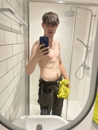 Alan420-6427821 