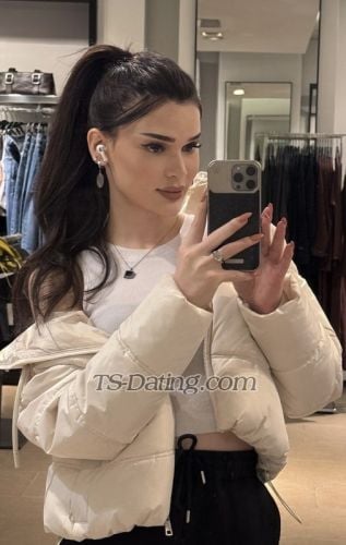 trans girl AlenaVip 0352951 trans girl AlenaVip 0352951