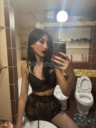 trans girl Alfira 1128213