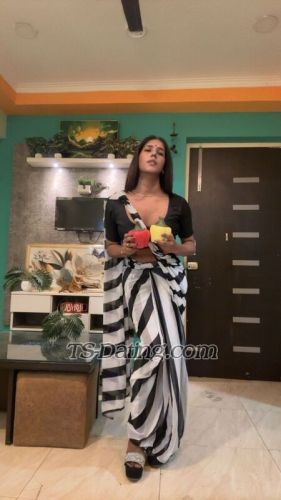 trans girl AliaAlia 1754145 trans girl AliaAlia 1754145