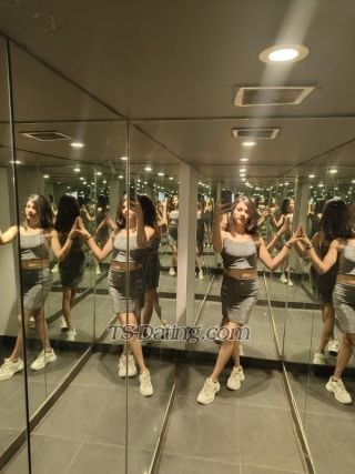 trans girl Aliarawat 4088794 trans girl Aliarawat 4088794