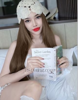 trans girl Alicemooksi 6505736 trans girl Alicemooksi 6505736