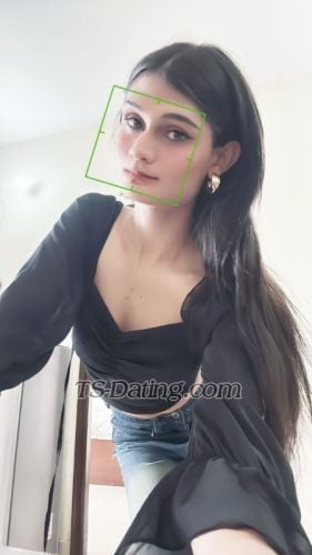 trans girl Alinasharma 5681873
