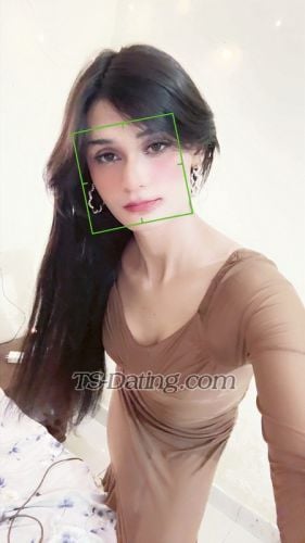trans girl Alinasharma 5689903