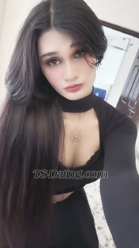 trans girl Alinasharma 7117436
