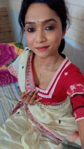 trans girl AluringAhira 2841326 trans girl AluringAhira 2841326
