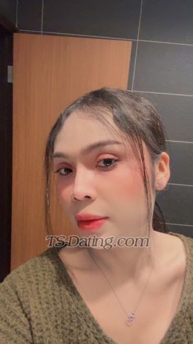 trans girl Amilahkoko 9462881