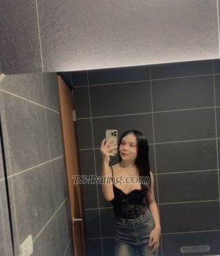 trans girl Amilahkoko 9463160