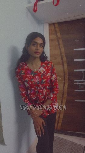 transsexual escort / Ananya pandey / India