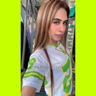 trans girl Anishaa 0597942 trans girl Anishaa 0597942