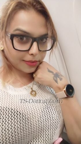 trans girl Anisharoy01 0791464 trans girl Anisharoy01 0791464
