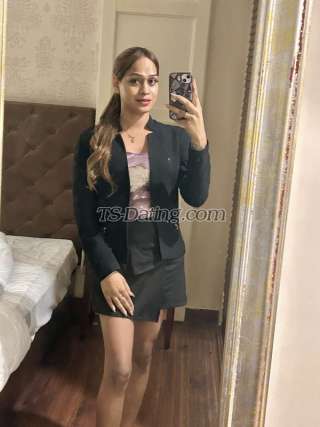 trans girl Anjlina 2457731