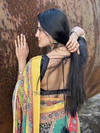 Shemale-Ankitha970-9175501 