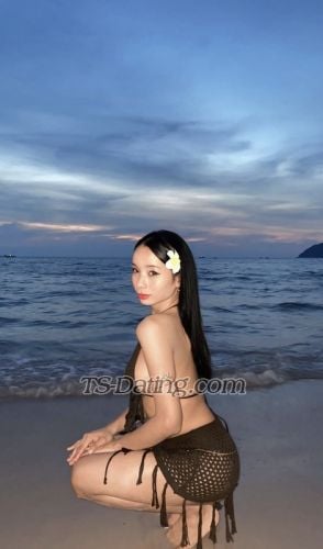 trans girl AnnaUlala 2349253