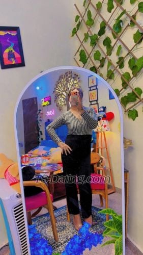 trans girl Anshikaa 2666639