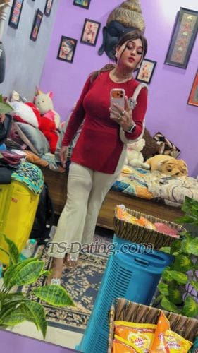 trans girl Anshikaa 9878921