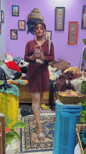 trans girl Anshikaa 9961921