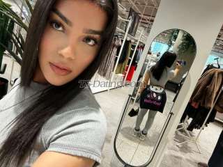 trans girl ArlethKeys 8023570 trans girl ArlethKeys 8023570