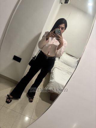 trans girl Alinaroy 1178645 trans girl Alinaroy 1178645