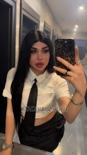trans girl Assal 1275301 trans girl Assal 1275301