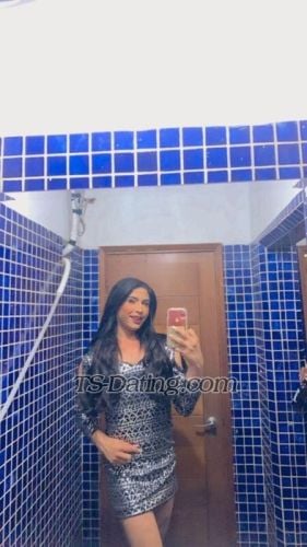 trans girl AstridAlvare 1847670