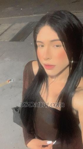 trans girl AstridAlvare 1847699