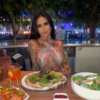 trans girl AmadoraFoxx 4740841