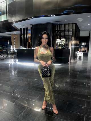 trans girl AmadoraFoxx 9440981