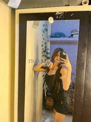 trans girl AyushiRoy 6182307 trans girl AyushiRoy 6182307
