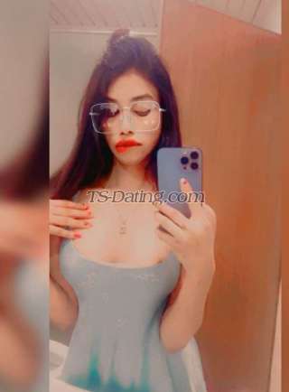 trans girl Azmalove 8414281 trans girl Azmalove 8414281