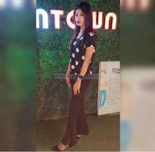 trans girl Azmalove 8414313 trans girl Azmalove 8414313