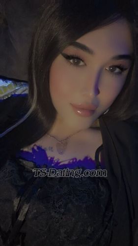 trans girl AznuraRussia 1720383