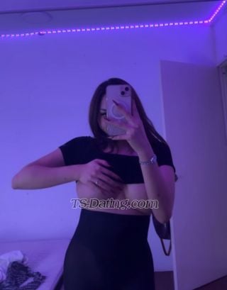 trans girl Azreenreen 2101979