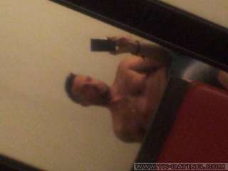 absolut4y-9395459