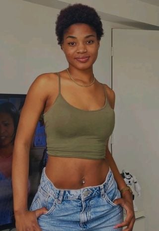 Female - alicecoquines - France