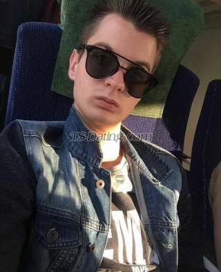 andreyheys-6987527