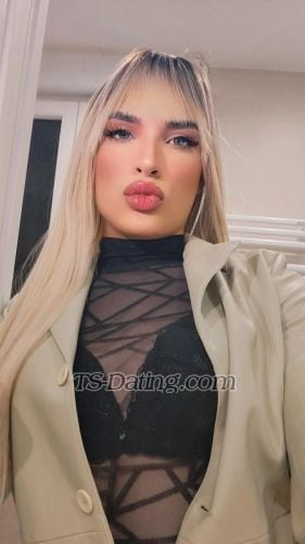 trans girl antonellaplat 5657613 trans girl antonellaplat 5657613